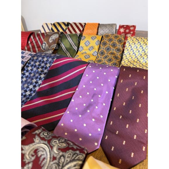 VINTAGE JOS A BANK 100% PURE SILK LONG NECKTIES ITALY/USA/CHINA LOT OF 27 - Picture 5 of 14